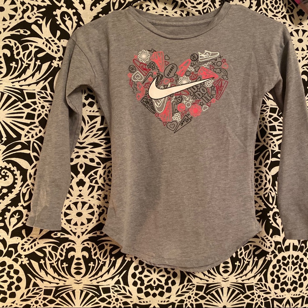 Girls Nike long sleeve shirt